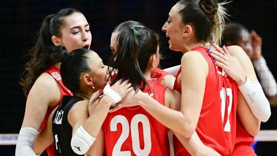 Filenin Sultanları, Taylandı 3-0 mağlup ederek Milletler Liginde ikide iki yaptı