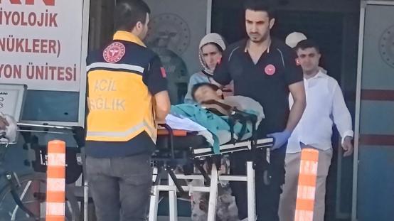 Kurban kesiminde bıçağın üzerine düşen 7 yaşındaki çocuk ağır yaralandı