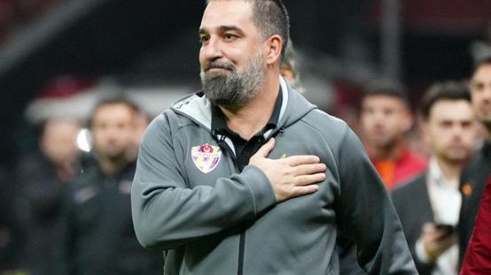 Resmi teklifin eli kulağında! Arda Turan ilk transferini Süper Lig devinden yapıyor
