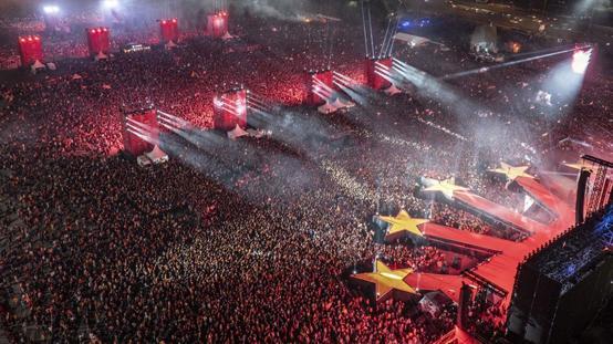Leroy Saneyi İstanbula getiren Galatasaraydan bir bomba daha