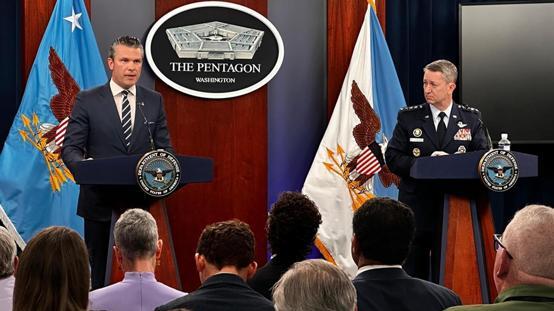 Pentagon: Başkomutan Trumptan saldırı emri aldık, İranın nükleer programı yok oldu
