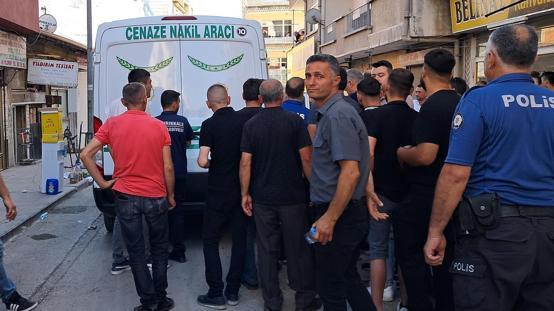 Birlikte alkol aldıkları kişiyi öldürdüler, "Kanepeden düştü" diye yalan söylediler