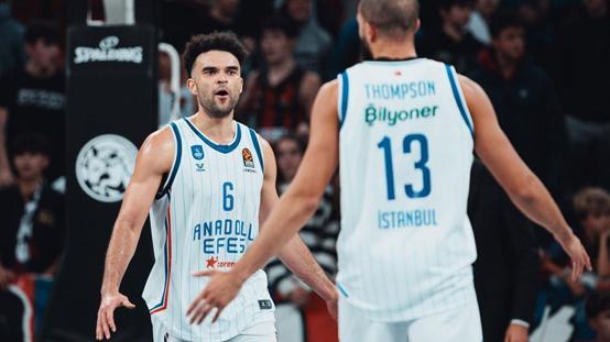 Fenerbahçe Bekonun eski başantrenörü Anadolu Efesin başına geçti