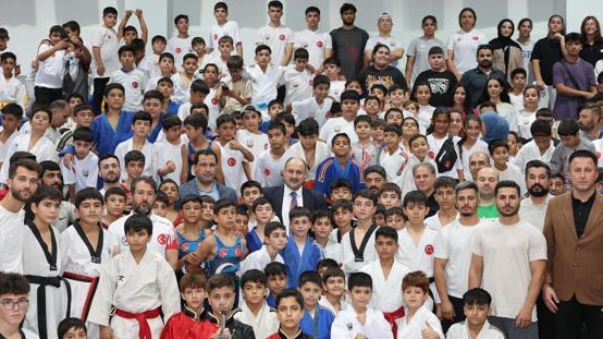 Şanlıurfa Büyükşehir Belediyesi, 2025 yaz spor okulları sezonunu coşkuyla açtı