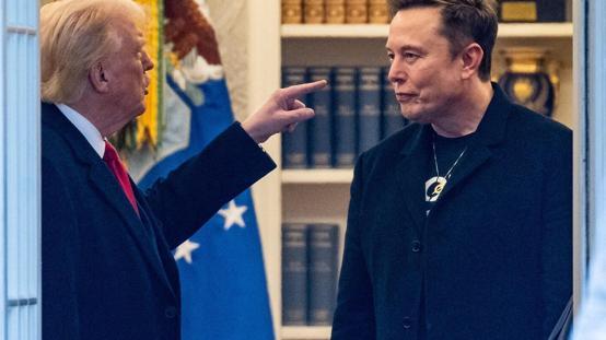 Elon Musktan Trumpı kızdıracak hamle! Parti kurmayı önerdi
