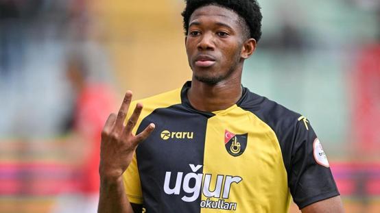 İstanbula okumaya gelen Gaoussou Diarra, Avrupa devine imza attı