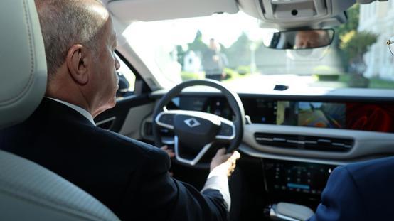 Cumhurbaşkanı Erdoğan, Toggun yeni modeli T10Fyi test etti
