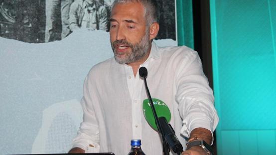 Adana Demirspor taraftarları, kulübün 884 milyon TL borcu için yardım kampanyası başlattı