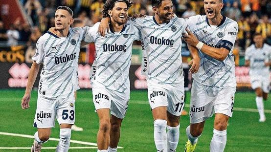 Edin Dzeko yeni takımına imzayı attı