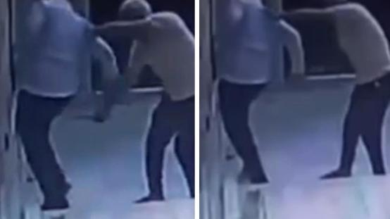Cami müezzinine bıçaklı saldırı! O anlar kameralarda
