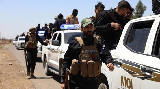 Suriye yönetimi, çatışmaların devam ettiği Süveydada yeniden konuşlanmaya başladı