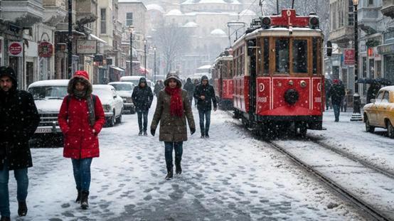 İstanbullular dikkat! Kar yağışı için saat verildi