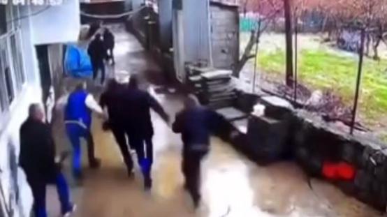 Şırnakta selden vatandaşların son anda kurtulmaları güvenlik kamerasınca kaydedildi