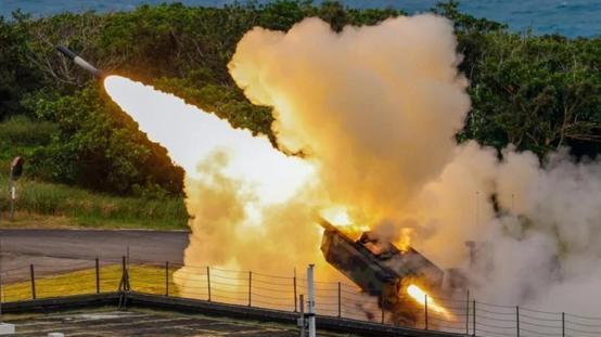 İranın vurduğu 3 ülkeden dev silah anlaşması