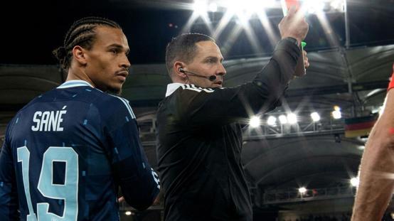 Leroy Saneye hazırlık maçında büyük şok! Cevabı çok fena verdi