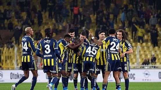 Fenerbahçede ilk ayrılık: Şampiyonluk yaşayamadan gidiyor