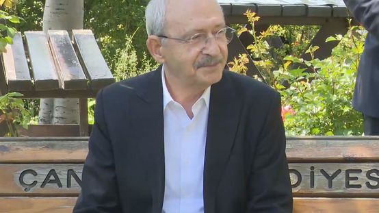 Kılıçdaroğlu kameralar karşısına geçti: Özel ile bayramlaşırız, düşman değiliz