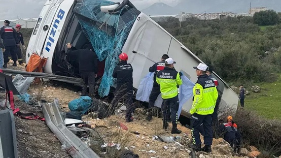 Hız sınırını ikiye katlamış! 10 kişinin öldüğü kazada kahreden rapor
