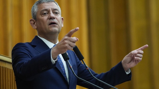 Özgür Özelden iddialı çıkış: Yeni parti kurarsak AK Parti’nin 4 puan önündeyiz