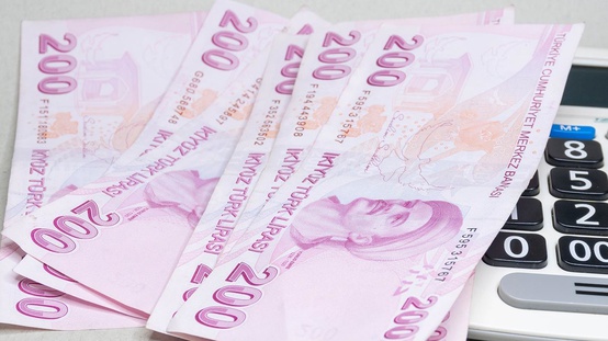 Motorinin ardından benzine de indirim göründü