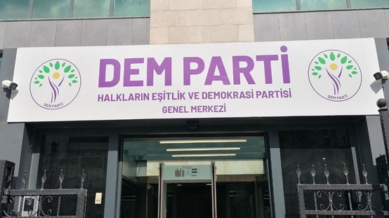 DEM Partiden Diyarbakır’da 4 eş başkan hakkında geçici uzaklaştırma kararı