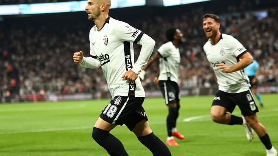 Beşiktaşta beğenilmeyen Cerny, golleriyle sevindirmeye devam ediyor