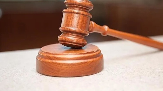 Özel hayatındaki olay nedeniyle işinden oldu! Mahkeme “İşe iade” dedi