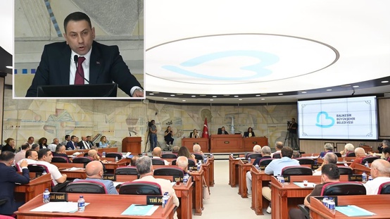 Balıkesirde CHPden kopan isimler Başkan Akını eleştirince AK Partinin diline düştü