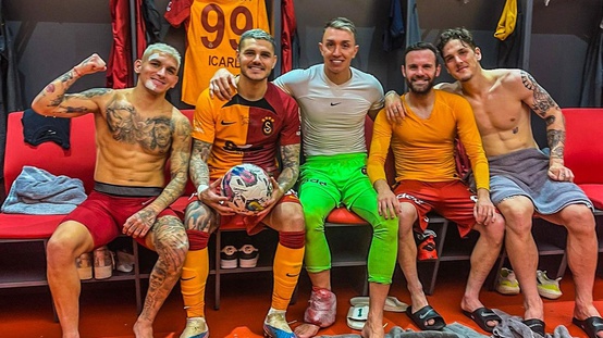 Galatasarayın eski yıldızı futbolu bıraktı