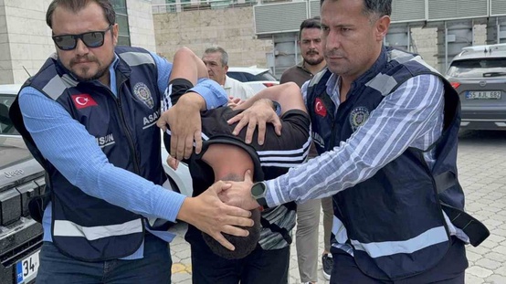 Atakumda yanlış hedefe ateş! Boş araca kurşun yağdıran zanlı yakalandı