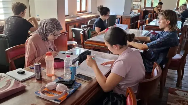 Sinop Kütüphanesi Yazın da Yoğun