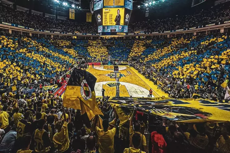 Fenerbahçelilere müjde Dev final şifresiz yayınlanacak