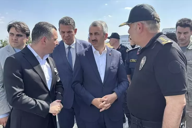 Katliam gibi kaza: 2’si çocuk 5 kişi hayatını kaybetti