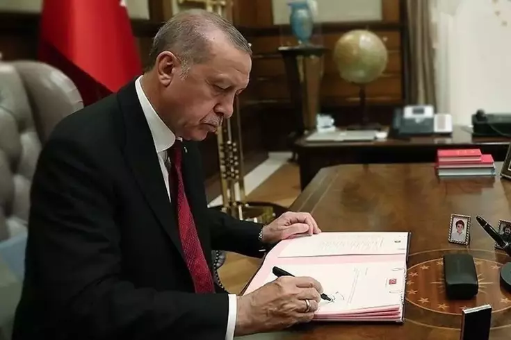 Van’da 4 ilçe kaymakamı değişti