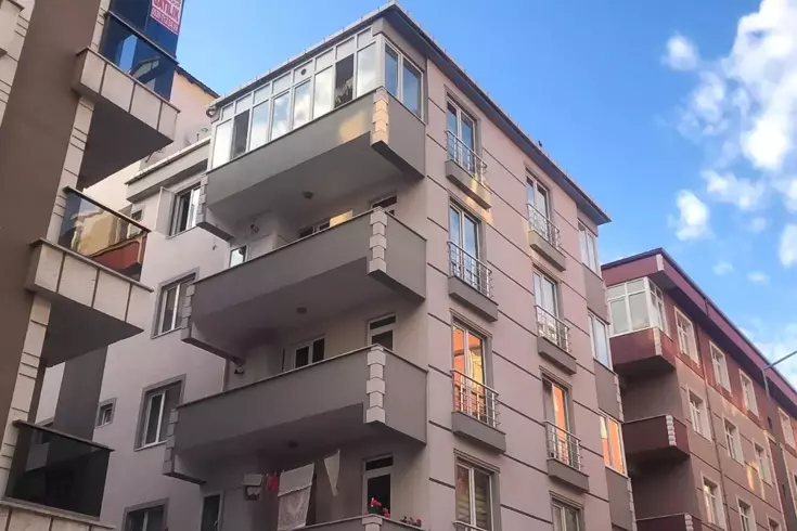 5’inci kattan düşen 2 yaşındaki bebek hayatını kaybetti