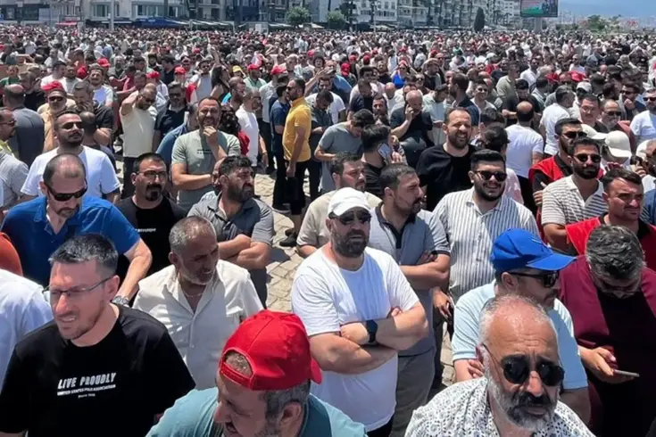 İzmir’deki grev kaosu Belediye 59 bin TL veriyor, sendika 82 bin TL istiyor
