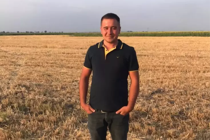 Tarlada başından vurulmuş halde bulundu