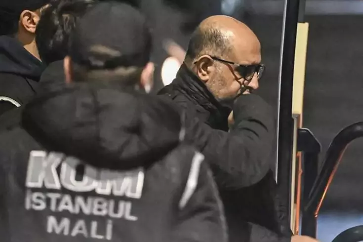 İstanbul’da Yolsuzluk Operasyonu: 30 Gözaltı