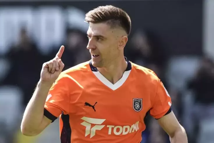 Başakşehir, Piatek’in Al Duhail’e transferini açıkladı