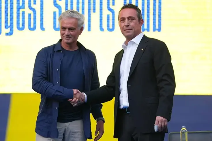 Ali Koç, Jose Mourinho ile görüşmek için Londra’ya gitti