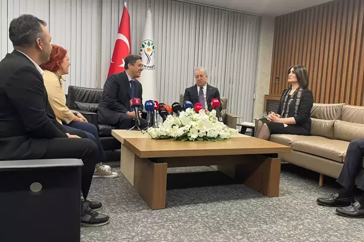 MHP ile DEM Parti bayramlaştı: Meclis açıldıktan sonra süreç hızlanacak