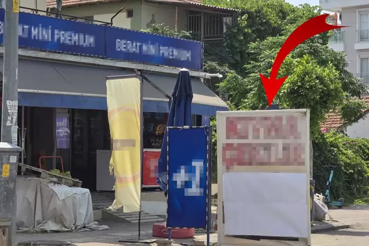 Tekel bayisinde “kıyma çekilir“ afişi