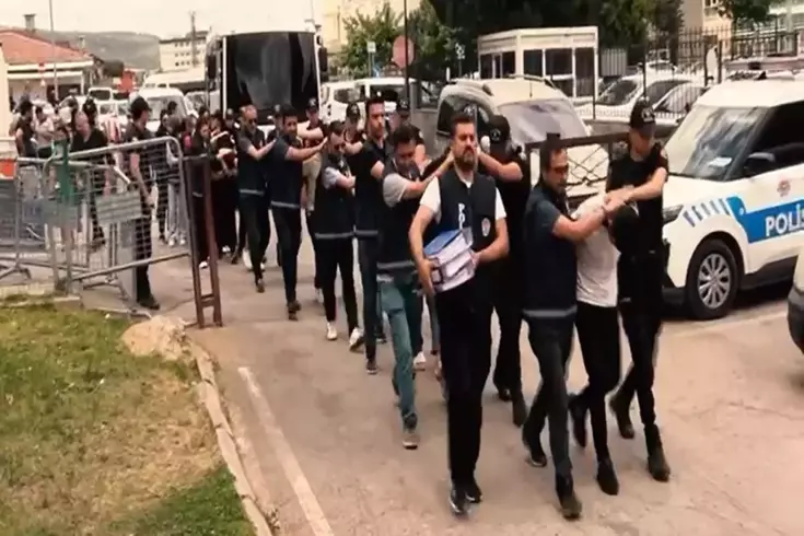 Çok sayıda adrese fuhuş baskını 23 kadın kurtarıldı