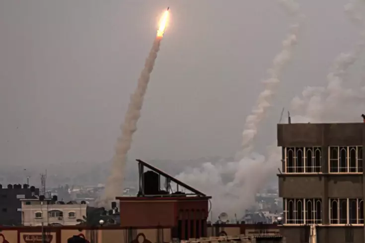 Yemen’den, İsrail’e balistik füze saldırısı