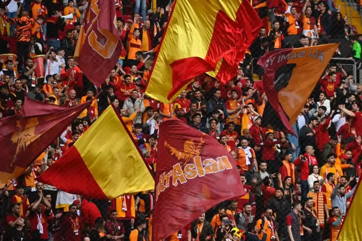 10 milyon dolarlık dev gelir Galatasaray forma göğüs sponsorunu açıkladı