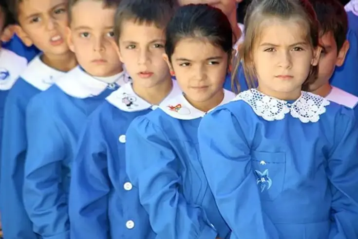 Karne gününde sürpriz karar Okullarda kıyafet yönetmeliği yeniden değişiyor