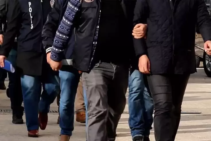 İstanbul’da suç örgütüne büyük darbe 20 kişi tutuklandı