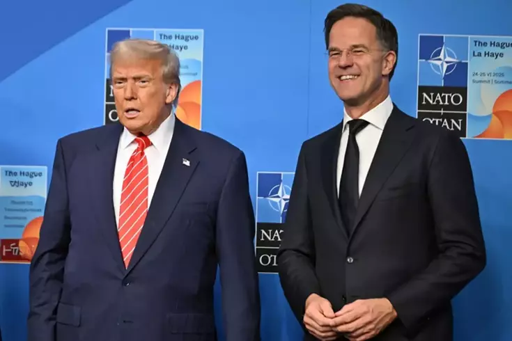 Rutte’ye açık açık soruldu: Trump’ı bu kadar övmeniz normal mi