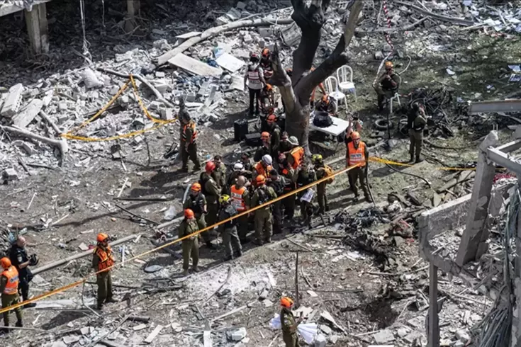 İsrail’in İran’a Yönelik Saldırıları Ekonomisini Sarsıyor