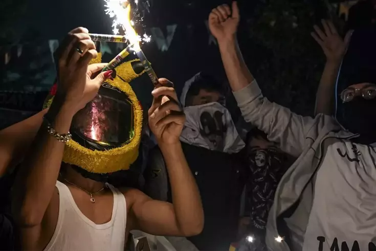 Saraçhane mitinginde gözaltına alınanlardan 7’si tutuklandı